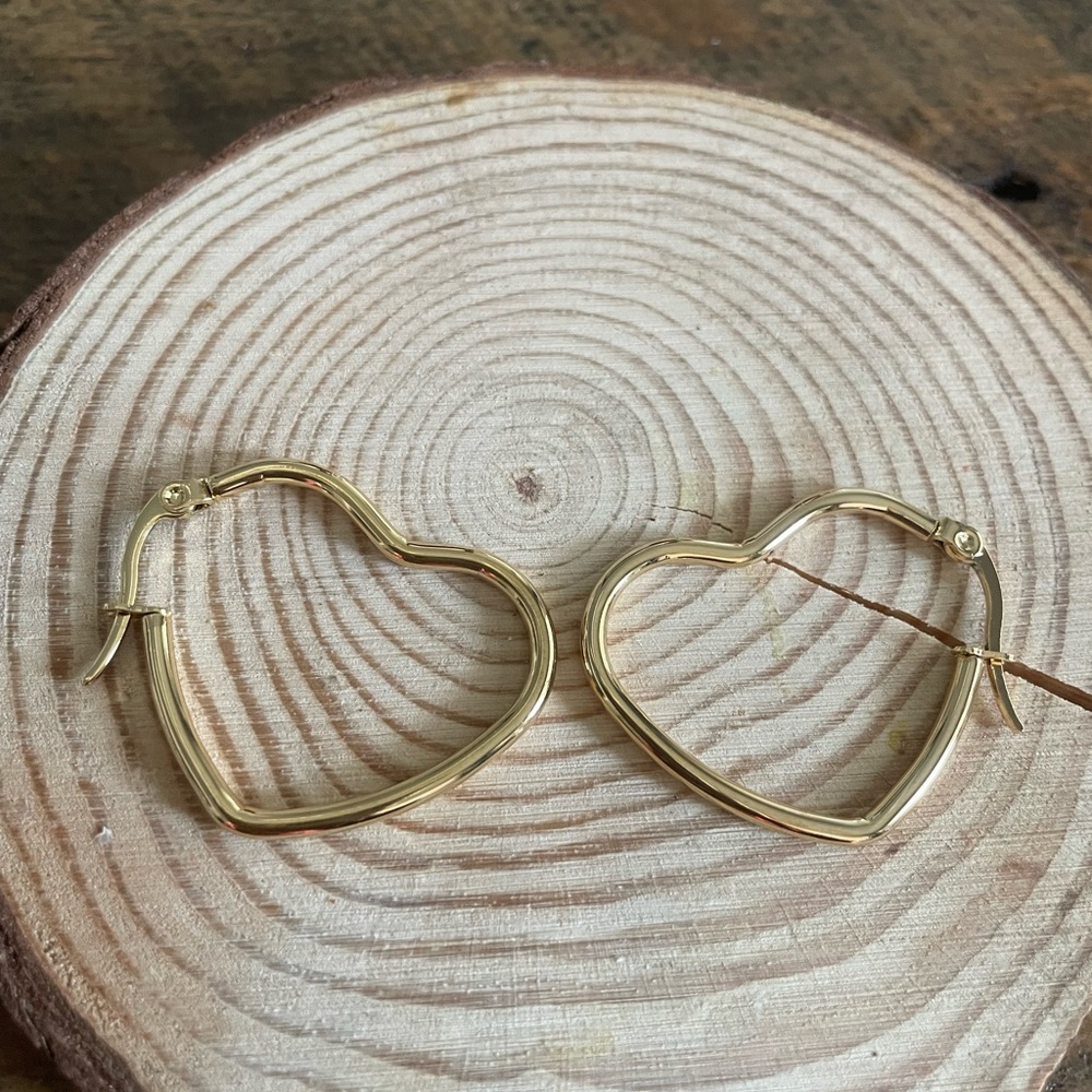 Aretes de corazon pequeños